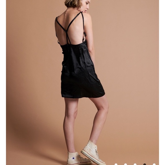 ONE Teaspoon Velvet Love Dress - Picture 4 of 12